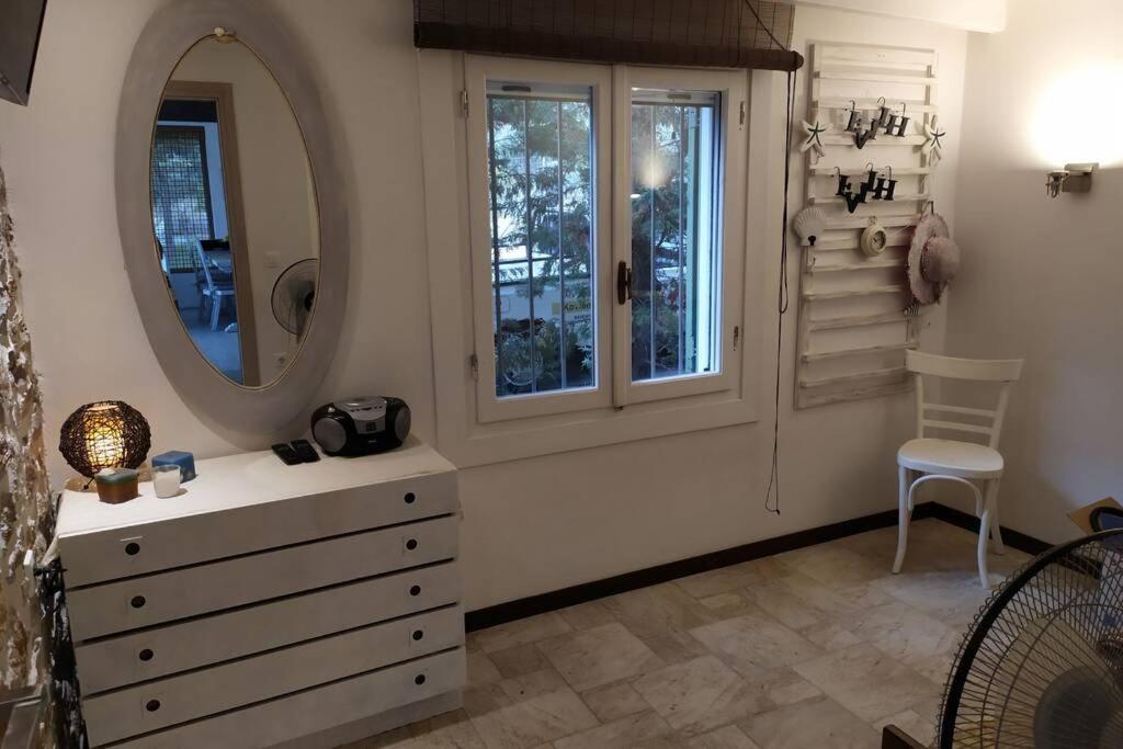 Klovino Beach House Douvia Buitenkant foto